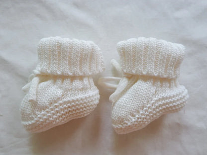 STRICK-BABYSCHUHE
