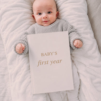 BABY-TAGEBUCH FÜR DAS ERSTE LEBENSJAHR