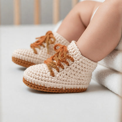 HANDGESTRICKTE BABYSCHÜSSEL